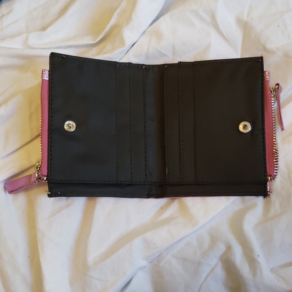 THREE WALLETS - Picture 4 of 5